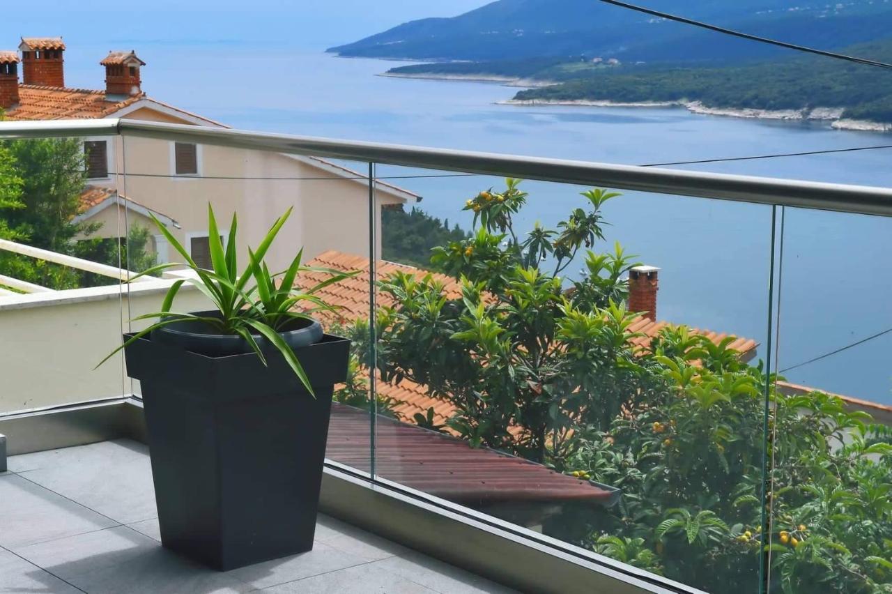 Apartment Vanilla I With Beautiful Seaview Rabac Exterior photo